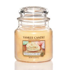 Ароматическая свеча Yankee Candle CLASSIC MEDIUM до 75 часов горения. Vanilla Cupcake (1093708E)
