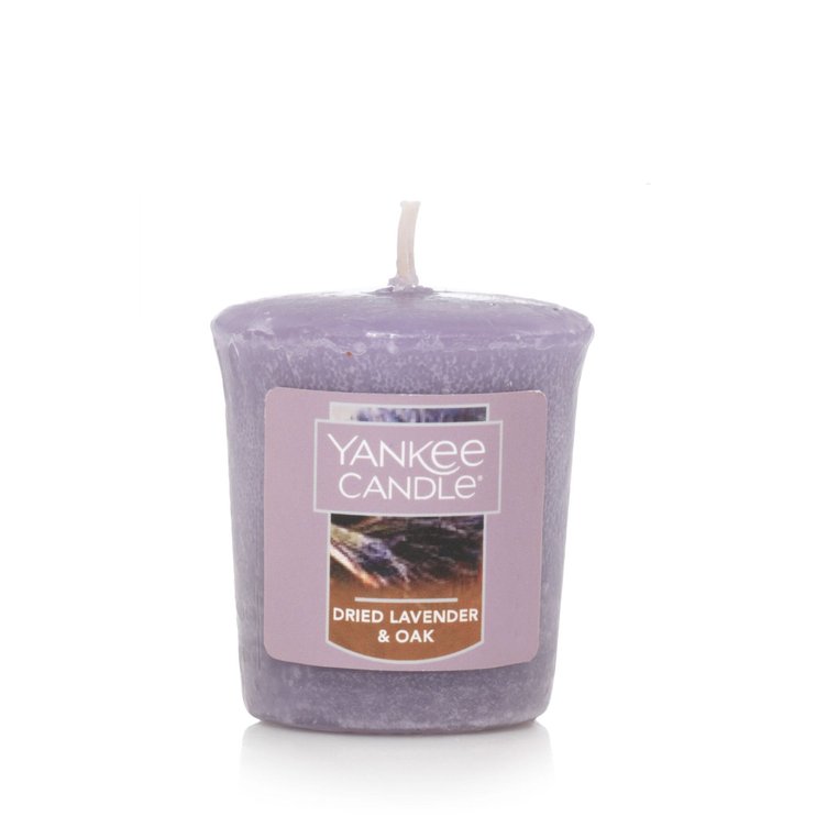 Ароматична свічка Yankee Candle VOTIVE 15 годин Dried Lavender & Oak (1623587E)